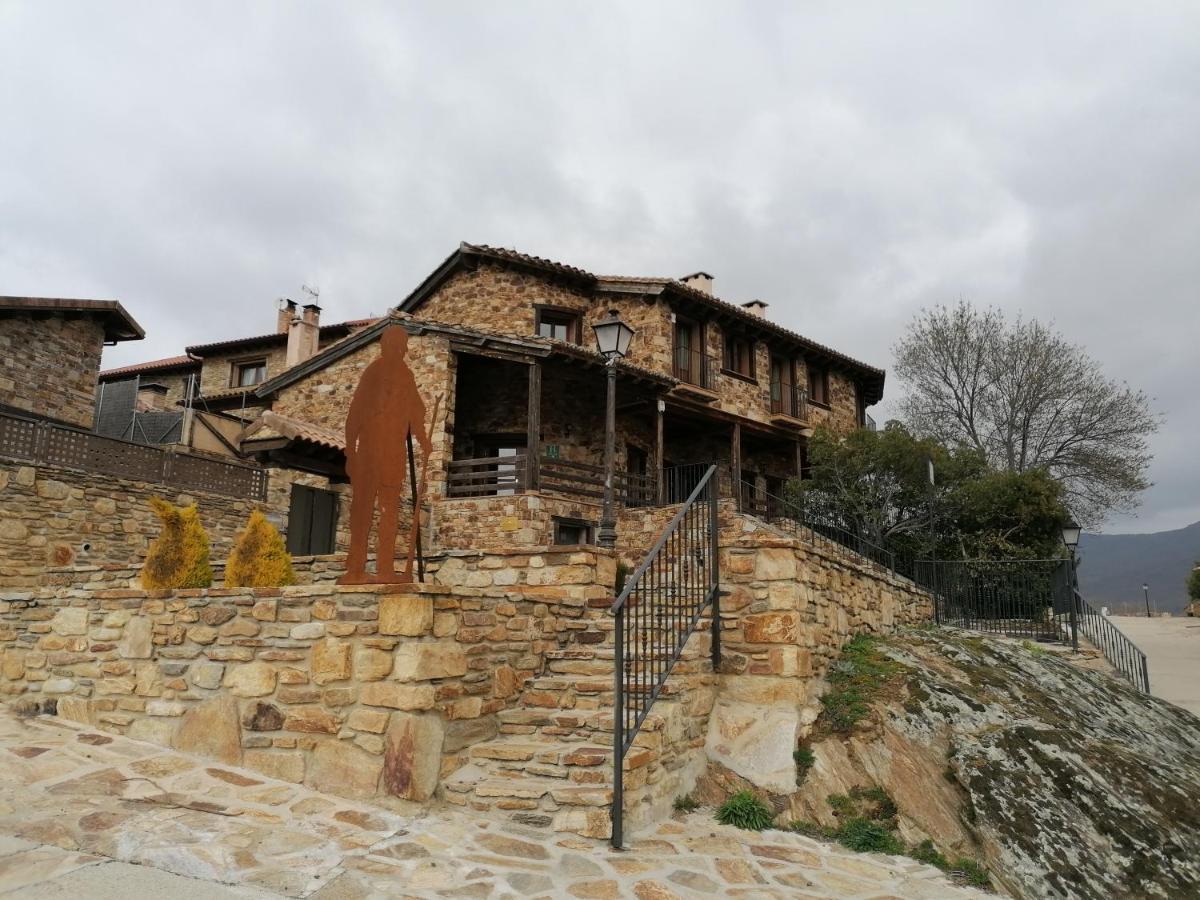 La Posada de Horcajuelo Horcajuelo de la Sierra Exterior foto